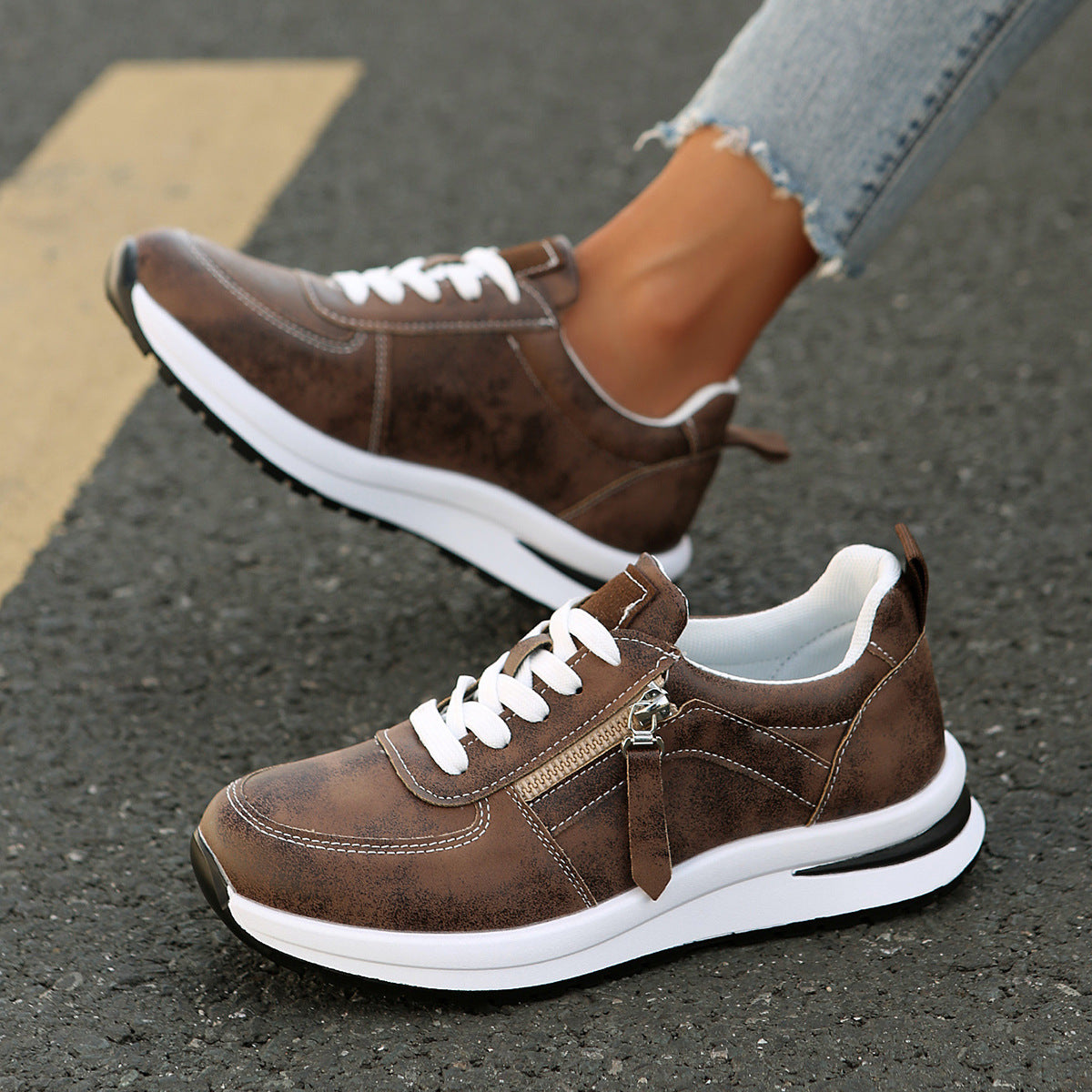 Chaussures femmes à lacets – Look chic